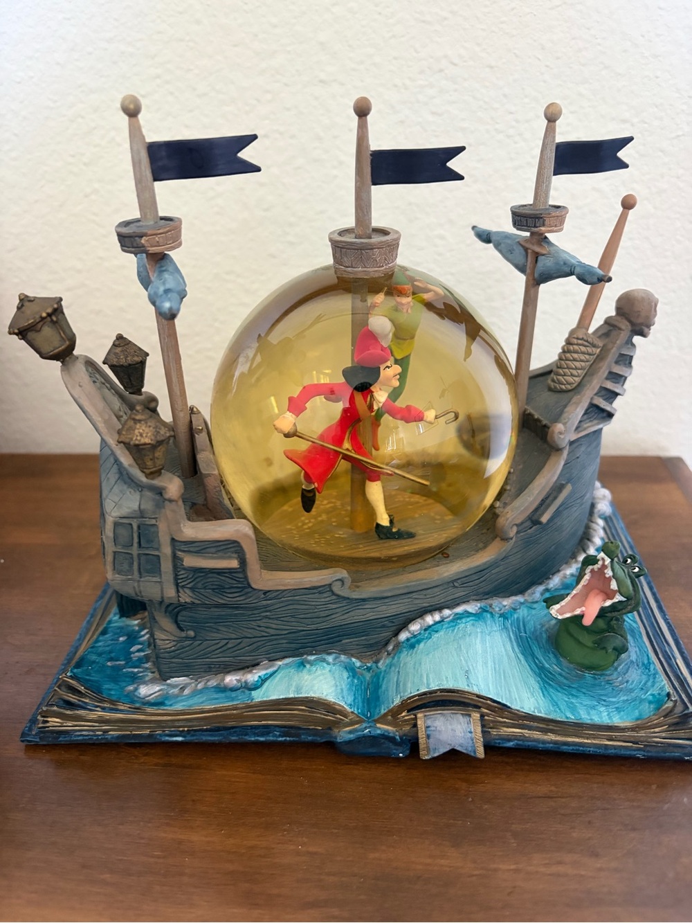 Labor Day Sale! Disney’s VTG Pirate Scene Peter Pan & Captain Hook Snow Globe
